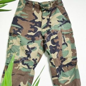 90s Vintage Camo Pants